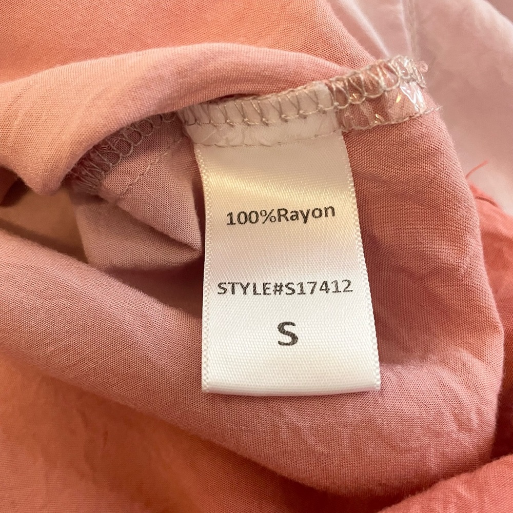 Ombré button down blouse-Small - Picture 3 of 3